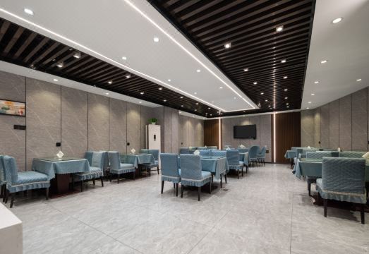 그린트리 호텔의 모던한 인테리어