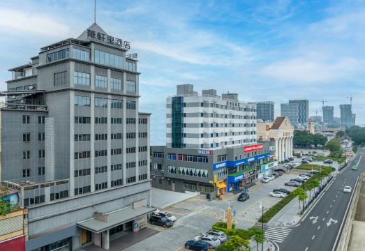 엘리트 인터내셔널 호텔 수영장