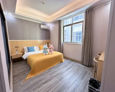 Xiaodao Boutique Apartment (Luoding RT-Mart) Hotel di Luoding
