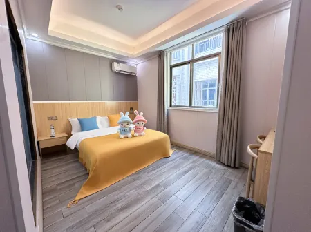 Xiaodao Boutique Apartment (Luoding RT-Mart) Отели в г. Луодин