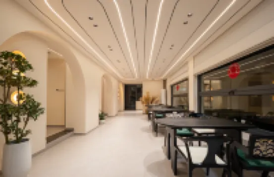 Floral Lux Hotel·Xuan Jing Ge Family Vacation Hotel