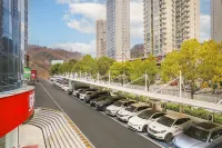 Four Seasons International Hotel (Shiyan Beijing Middle Road University Town) - Park Yeri