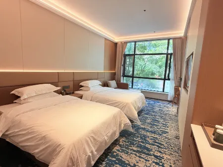 lansenn jingpin Hotel Отели рядом с достопримечательностью «Red Garden»