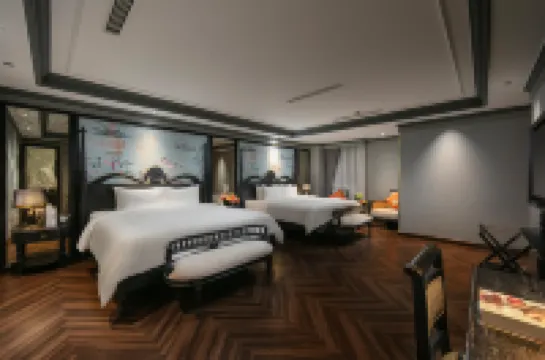 河內傳奇酒店 鄰近火爐監獄博物館的酒店