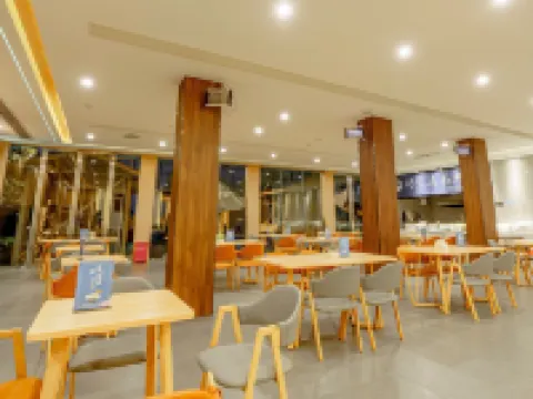 Four Sseasons Hotels Hotels in Qianxi County