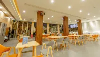 Four Sseasons Hotels Hotels in Qianxi