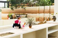 Private Snow Mountain Hot Spring | Log-Controlled Exclusive Courtyard (Baisha Ancient Town Branch)