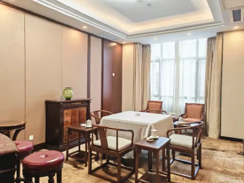 Changshu International Hotel Отели рядом с достопримечательностью «Zanghai Temple»