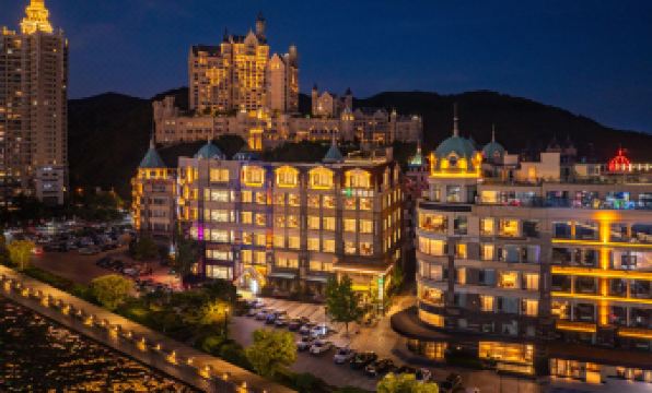 Dalian Anrong Hotel (Xinghai Square Seaview Branch)