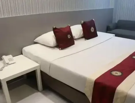 ห้องซูพีเรียร์ เตียงใหญ่ 1 เตียง