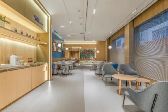 Homeinn · neo (Hechi Nandan Jinfurong Pedestrian Street)