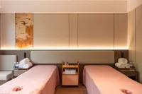 REZEN REALM HOTEL - spa