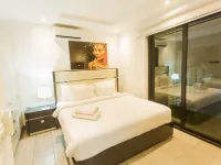 Accra Luxury Apartments at The Edge Hotels near Labadi