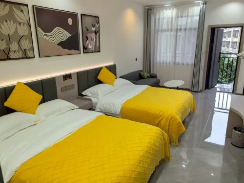 Qijiaju Homestay (Shiquan Ancient City) - วิวภูเขา