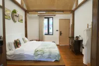 Changxiangshou Homestay (Hengdian Qingming Shanghe Tu)