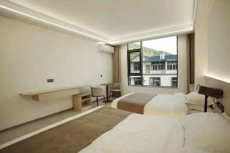 Qinglanshan Mountain Homestay Отели рядом с достопримечательностью «Waishuangxi Ropeway»