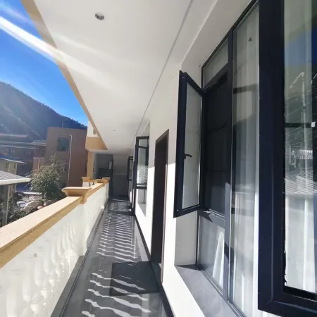Luowu Tibetan Homestay