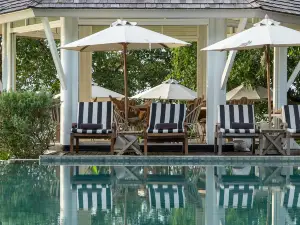 โรงแรมหรูหรายอดนิยมในเกาะยาวน้อย