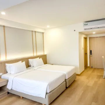 Vané Mané Hotel Pattaya Отели рядом с достопримечательностью «Торговый центр Harbor Pattaya»