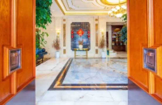 H Hotel