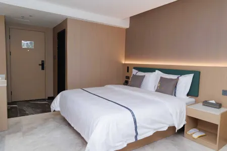 Chengyue Hotel Отели рядом с достопримечательностью «Lanzhou Resources & Environment Voc-Tech College»