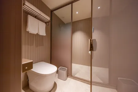 HanTing Hotel (Tianjin University of Finance and Economics) Отели рядом с достопримечательностью «CPC Tianjin Hexi District Committee Party School»