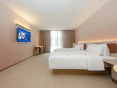 HanTing Hotel (Taiyuan Jiefang South Road Gymnasium Subway Station) Hotels near Yingze Park