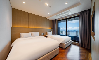 Yeongjong Grace Hotel