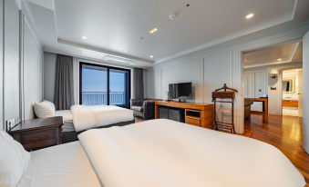 Yeongjong Grace Hotel