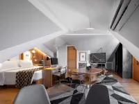 Brown's Downtown Hotel Hotels near Santa Justa Elevator