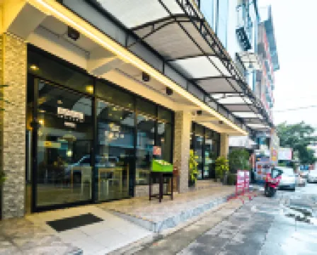 Thepmongkol House ワット ポー寺院周辺のホテル