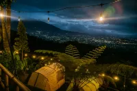 Zoya Hills Hotels in der Nähe von Taman Wisata Matahari