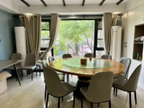 Liyang wild creeping grass home stay