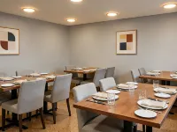 Zhesu Zhenxuan Hotel (Taiyuan Liuxiang Bell Tower Street) Hotels near Ying Ze