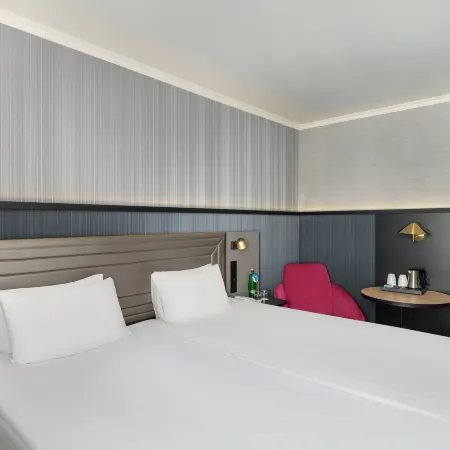 Danubius Hotel Erzsébet City Center Отели рядом с достопримечательностью «Мост Эржебет»
