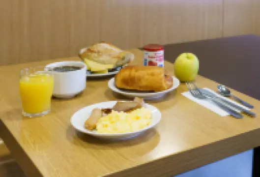 โรงแรม B&B HOTEL Saint-Brieuc