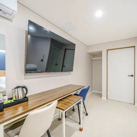 Jay Brown Hotel Jeonju Отели рядом со станцией Станция Jeonju