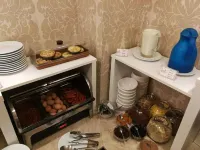 Six Inn Hotel Budapest - Breakfast