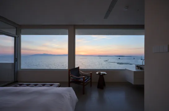 Floral Lux Hotel·Oasis Lakeside Hot Spring Hotel (West Mountain, Taihu)