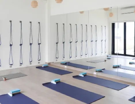 通羅薩查公寓飯店 通羅附近的飯店