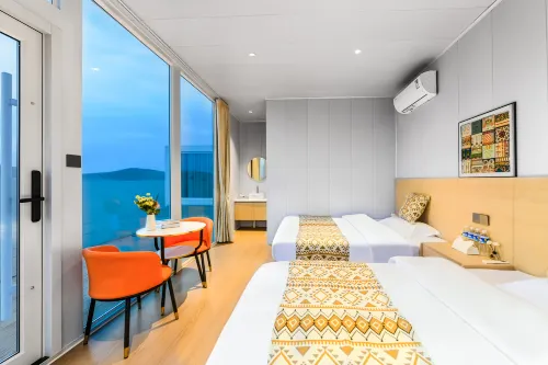 Mocheng Desert Camping Hotel