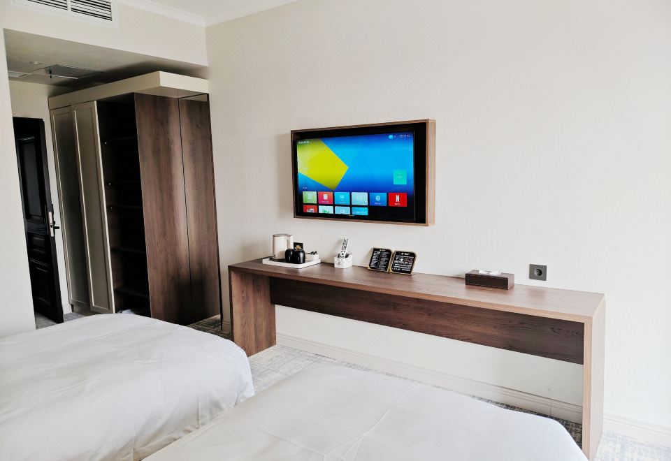 Central Park Hotel