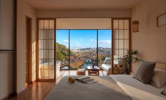Valley Flowers Memory Phoenix Ancient City(Free Coffee &tea,Self-service Laundry &Drying)