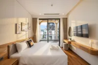 GRAND LUX by BRIO - Condos