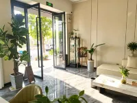 FENGFEI HOTEL - غرفة مطلة على الجبل