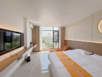 Dongxing Yujianhai Homestay (Golden Beach on Wanwei Island) - เปิดใหม่