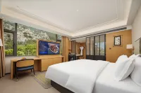 METROPOLO JINJIANG HOTELS