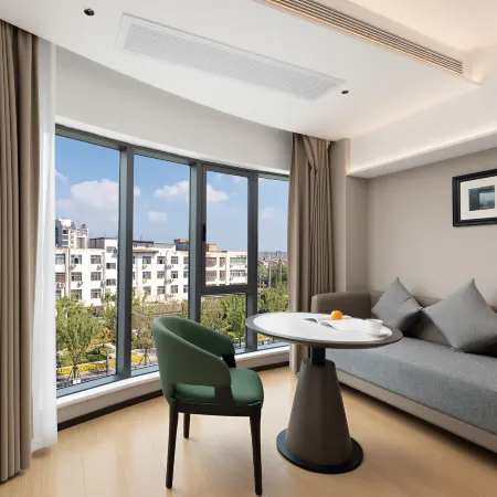 Meizhu Meishu Hotel (Xinyang Huaibin People's Government Branch) Hotels in Huaibin