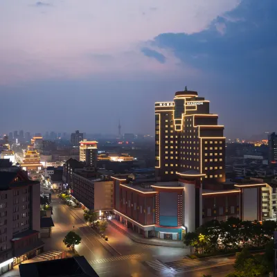 Madison KaiFeng GulouSquare Hotels near Kaifeng Drum Tower
