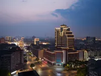 Madison KaiFeng GulouSquare